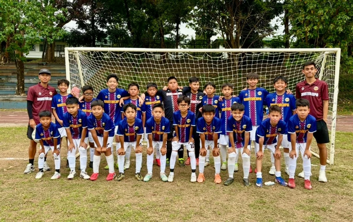 The members of the winning Muntinlupa football team.