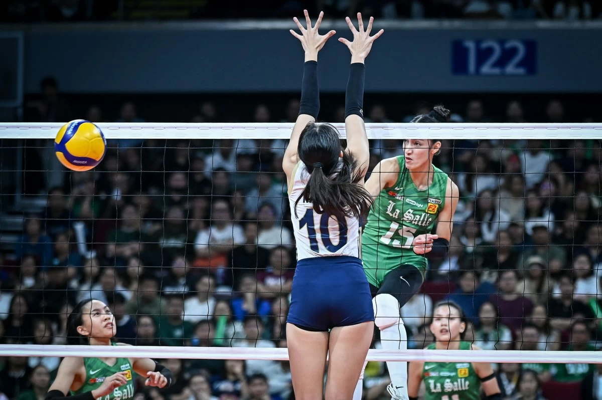 La Salle downs National U, sweeps first round