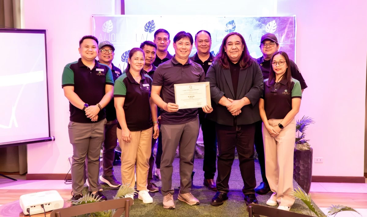 Accepting the recognition is La Jolla Hotel and Beach Resort’s President, Ronnie V. Del Rosario, who received the prestigious 4-Star Rating from Richard Daenos of the Department of Tourism Region 3.
