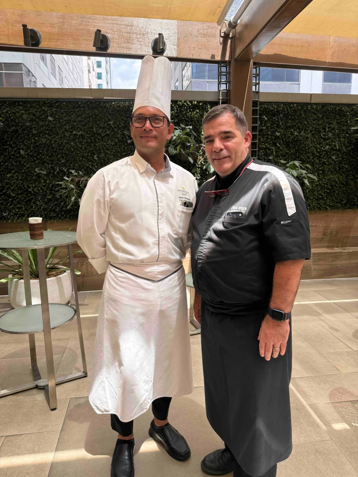 Chefs Arturo and Joris