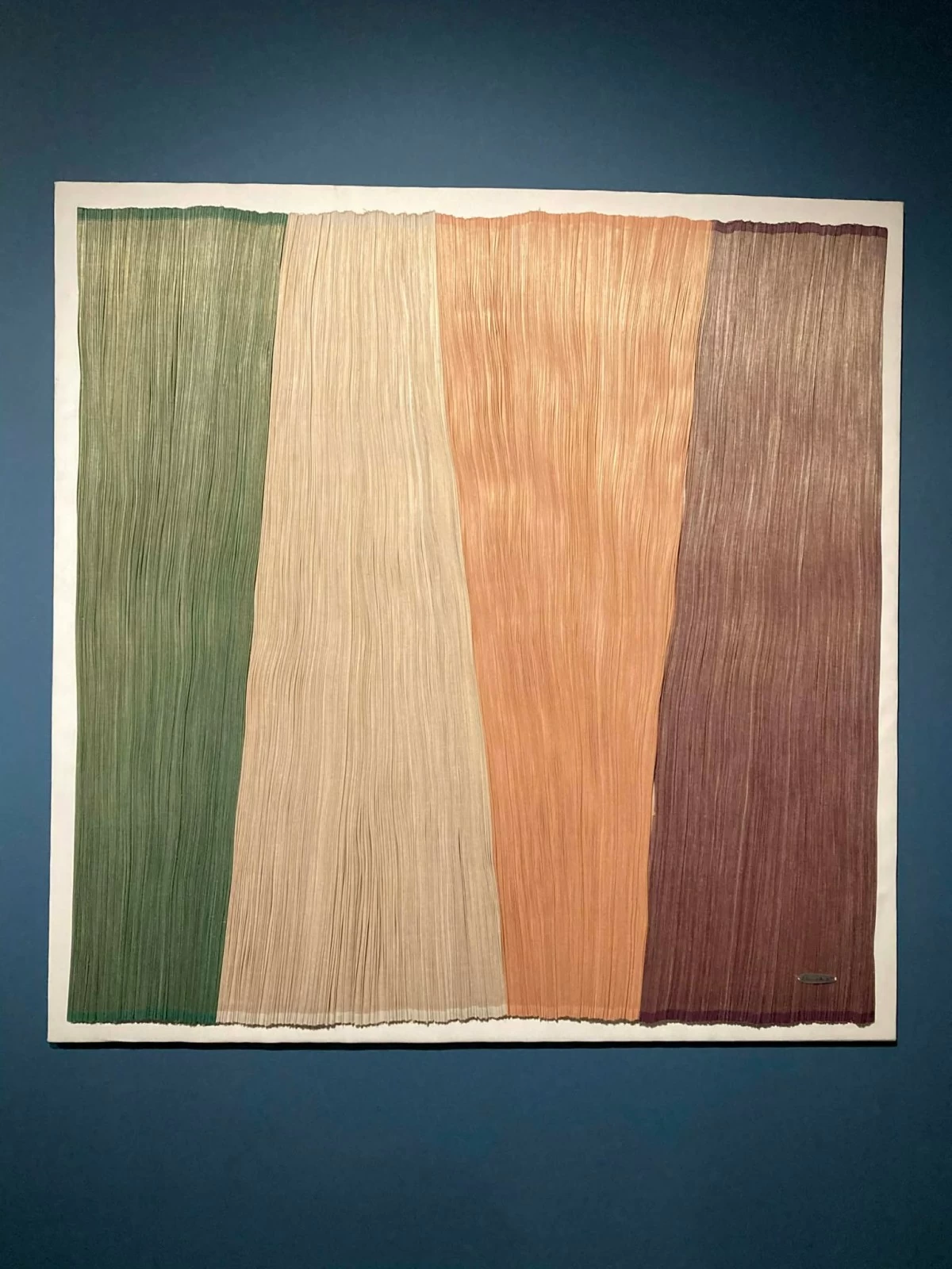 'FIELDS OF COLOR VII,' handwoven abaca and spun polyester, Olivia d'Aboville, 2019
