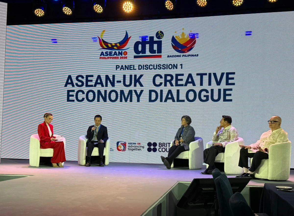 The first ASEAN- UK Creative Economy Dialogue of the day; moderated by Issa Litton, with guest speakers, Intaphan Buakeow of Thailand, Dr. Dwinita Larasati of Indonesia, Junie del Mondo and Joey Reyes from the Philippines.