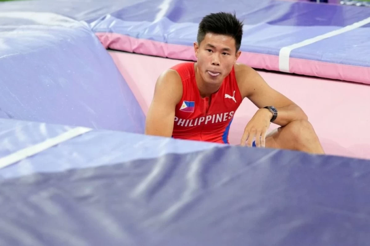 EJ Obiena finishes tied for ninth at the World Indoor Athletics Championships. (File Photo/ AP)