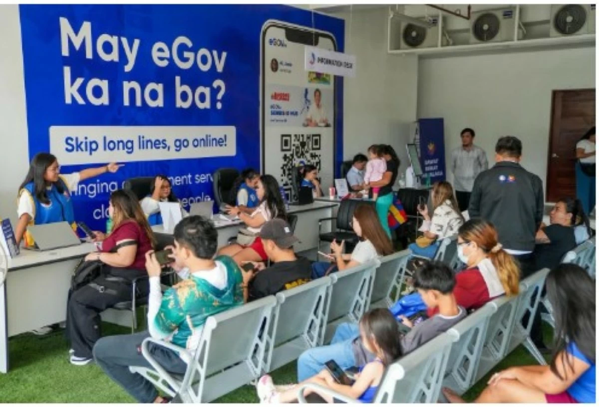 The government expands access to public services with the launch of the eGovPH Serbisyo Hub in Mandaue City and the milestone of 40 million app users nationwide. (DICT photo)