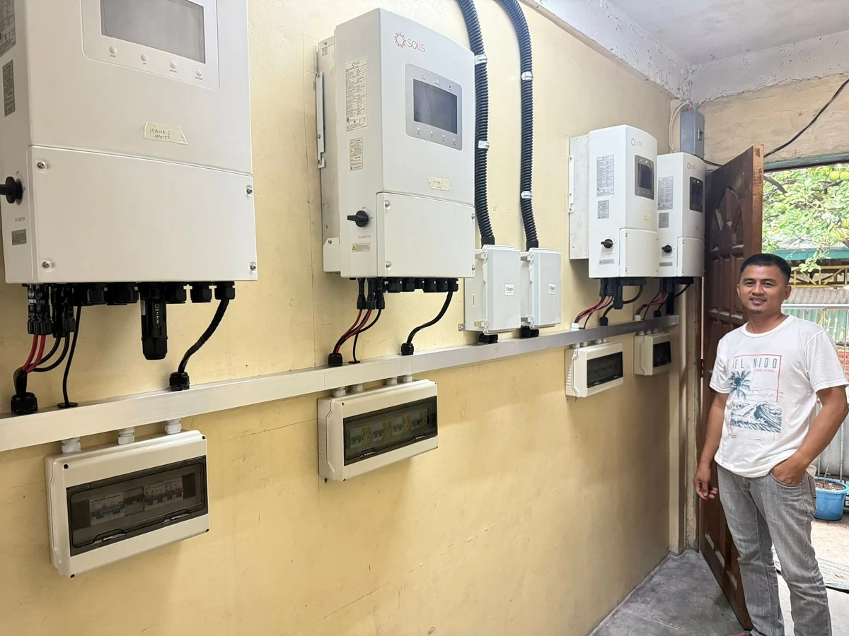 Jose Marvin L. Mantes saw reductions in the electricity bills of their school right after they tapped Solviva Energy to install a 13-kWp system in June 2025.
