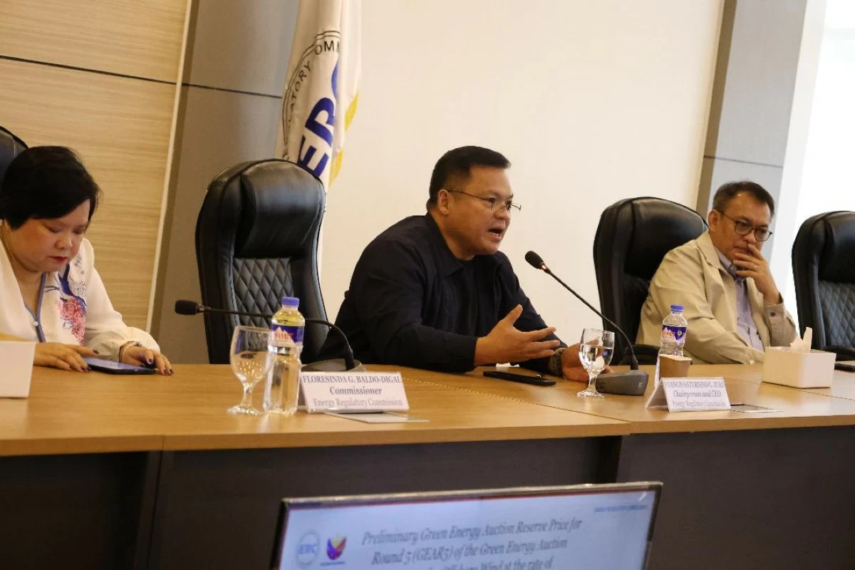 With electricity rates under pressure from global crises, ERC Chair Francis Saturnino Juan asserts that the agency will no longer postpone “tough decisions.” The new leadership is prioritizing long-overdue rate resets for 121 electric cooperatives and major utilities to ensure a fairer deal for over 13 million Filipino households.