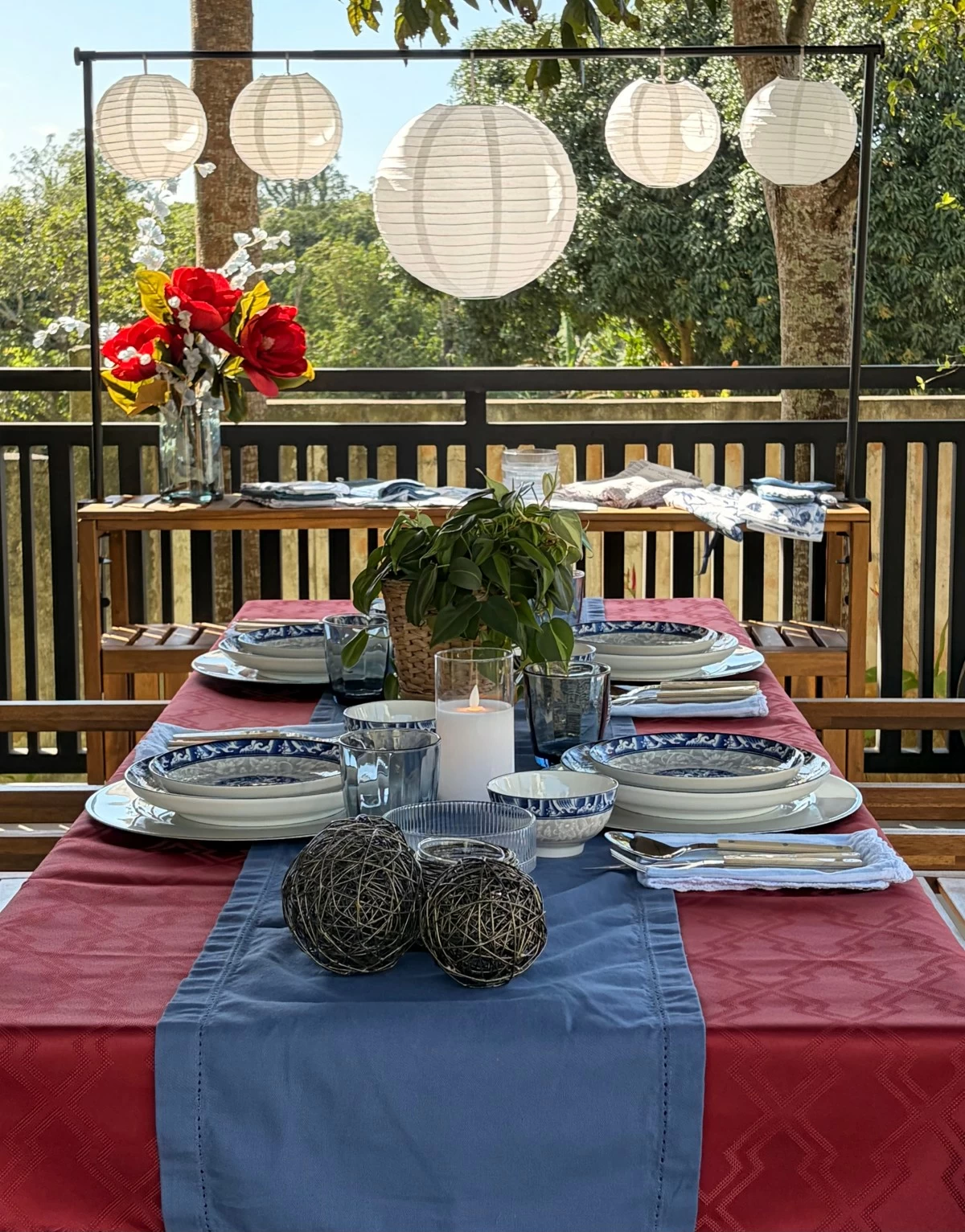 Tablescaping by Chitty (Photo by SM Home)