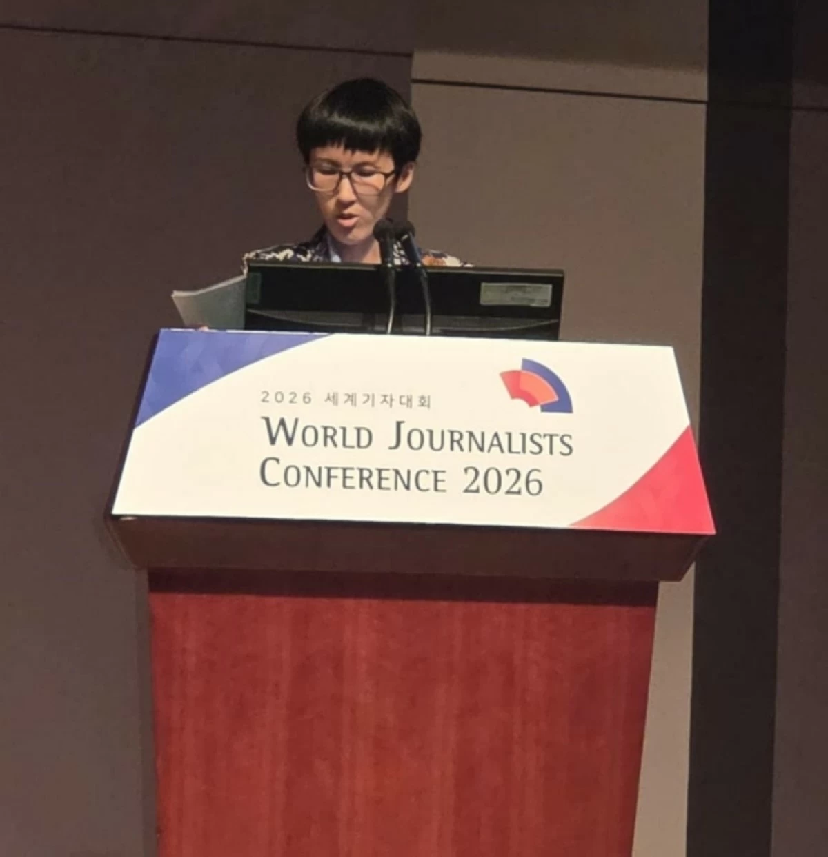 Speaker Pattraporn Paibulsin from Thailand, head of Foreign News, Daily News (Jonathan Hicap) 