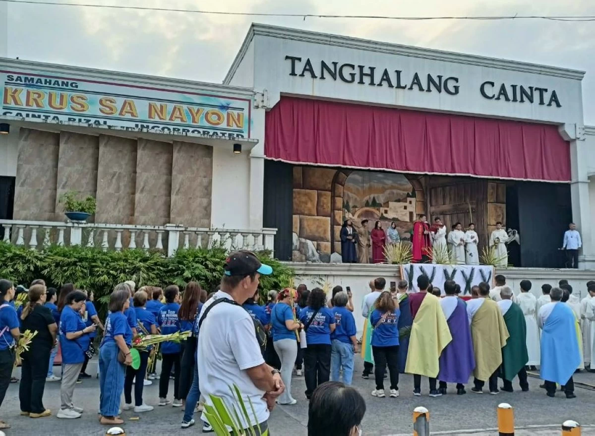 The 'Samahang Krus sa Nayon Incorporated' is staging the 'senakulo' at the Cainta municipal grounds (photo from SKNI's Facebook page) 