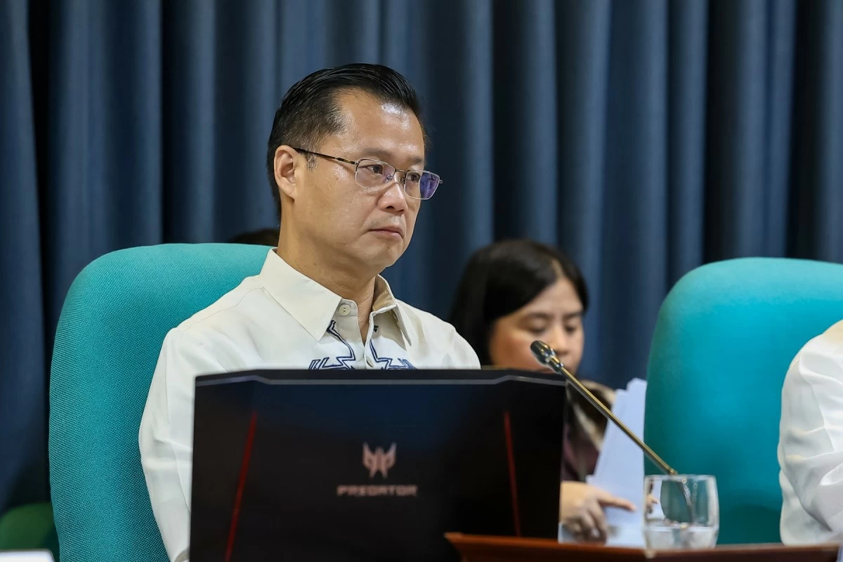 Not all Filipinos to get financial aid under new Bayanihan law — Gatchalian