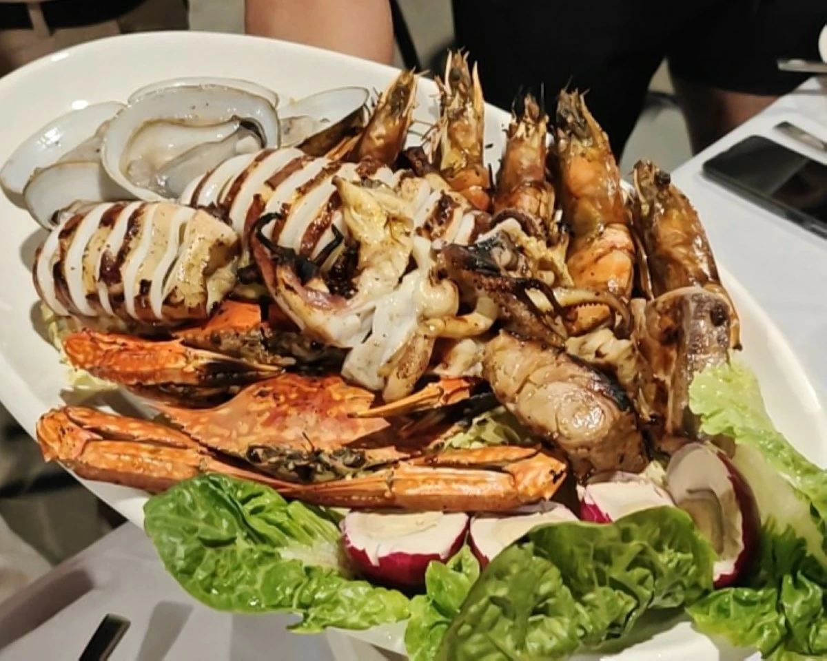 Seafood Platter (Photo by the author)