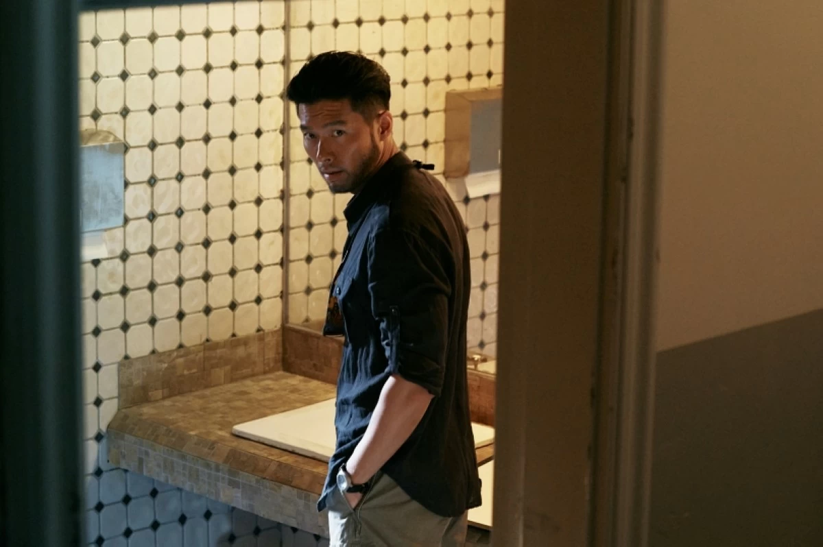 Hyun Bin as NIS agent Park Dae-sik in the 2023 film 