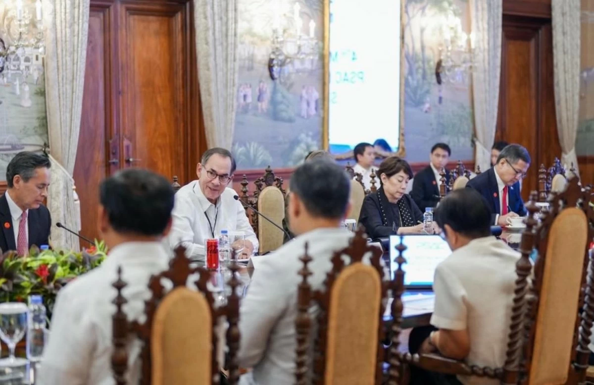 Private sector pushes restart of infra projects