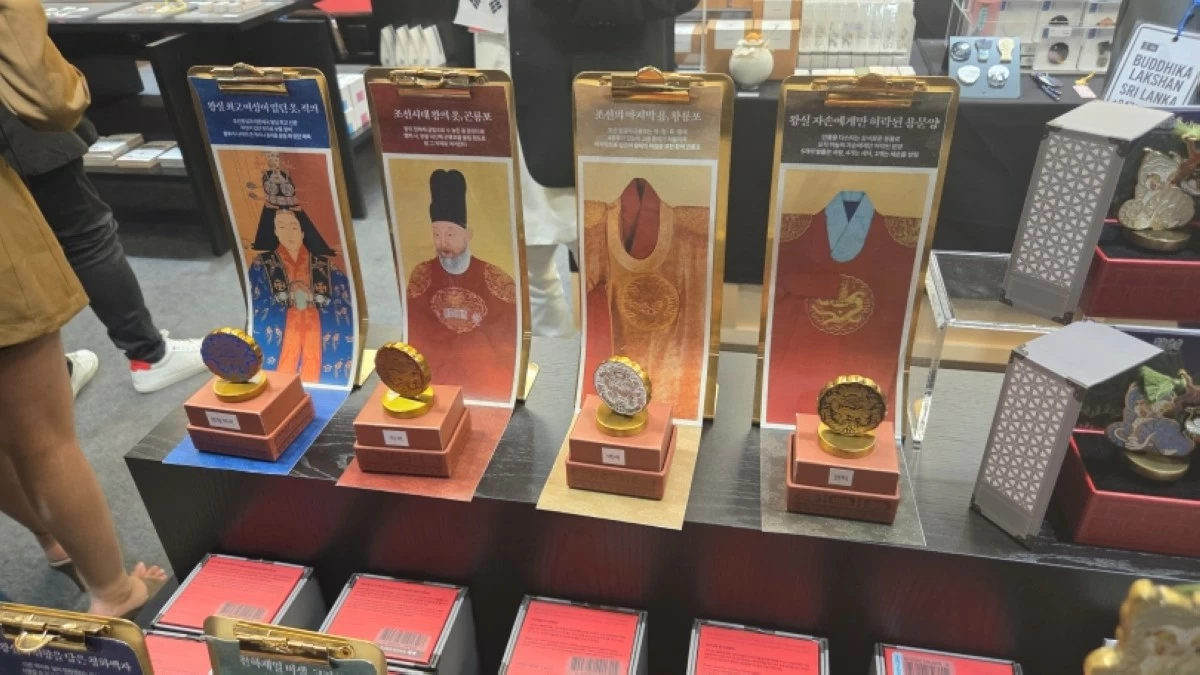 Kyobo Book Centre in Gwanghwamun in Seoul (Jonathan Hicap)