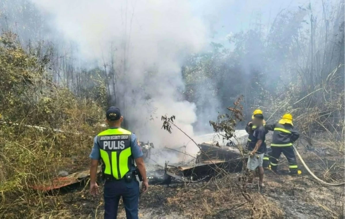 The plane crash scene in Coron, Palawan on April 2 (Photo from the PNP Aviation Security Group) 