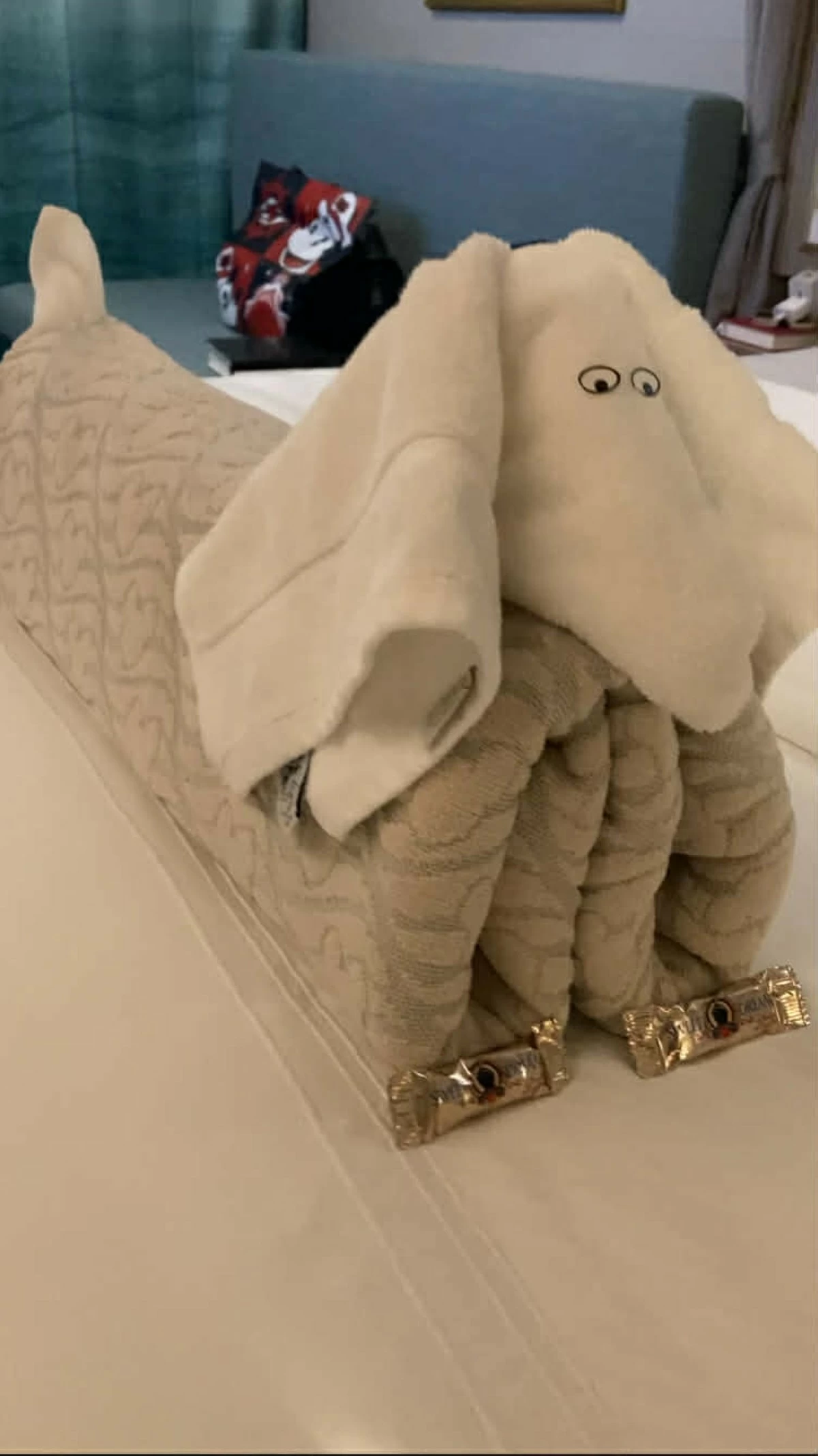 NIGHTTIME SURPRISE Rooms are cleaned twice daily, with towel animals made before bedtime. (Photo by the author)