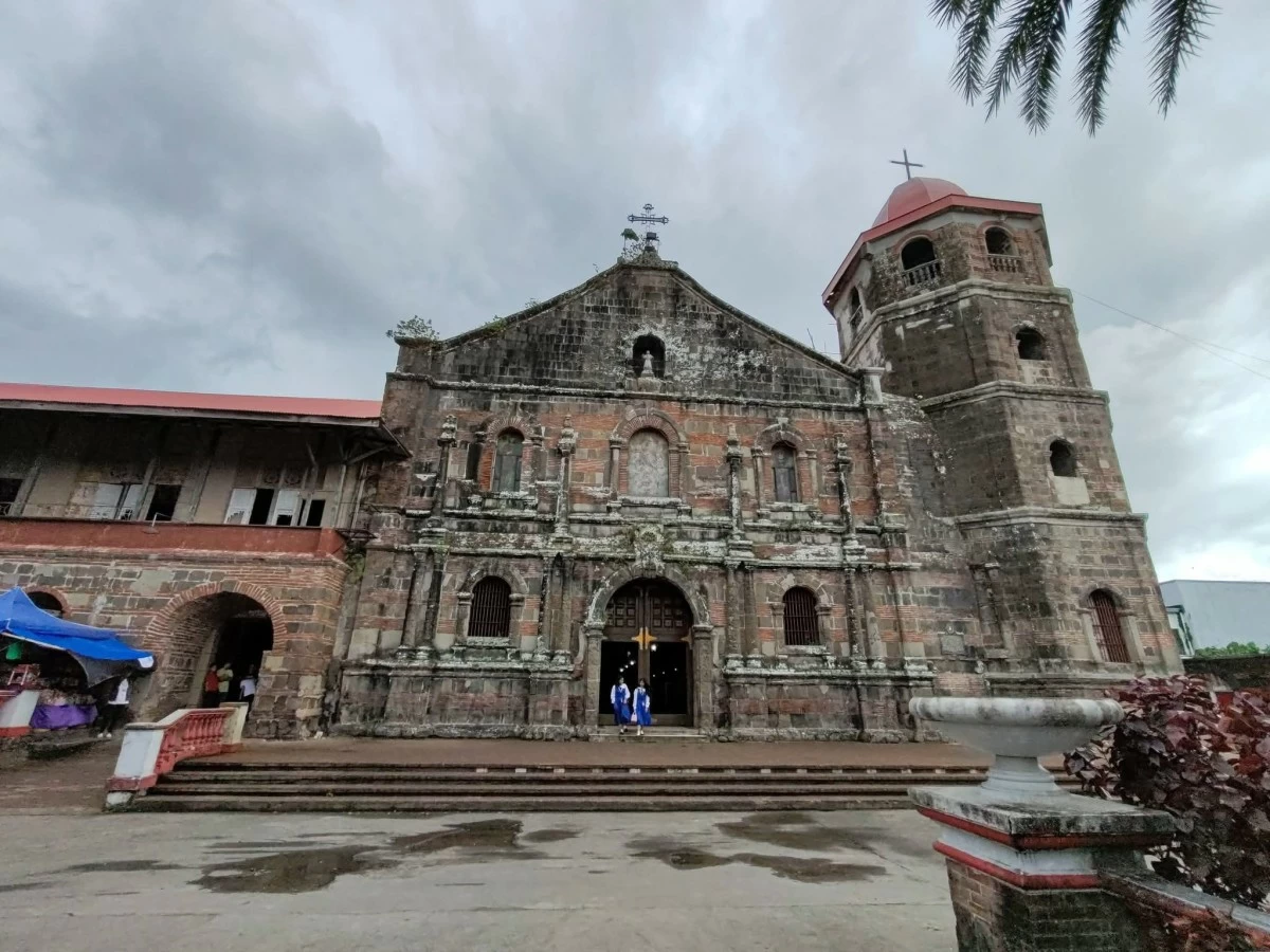San Bartolome Apostol Church