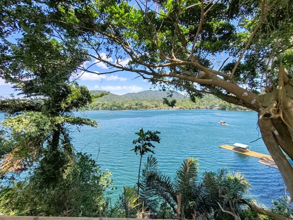 Yambo Lake