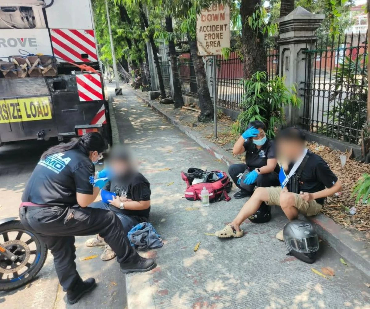 3 motorists injured after slipping on oil-spilled road in Manila