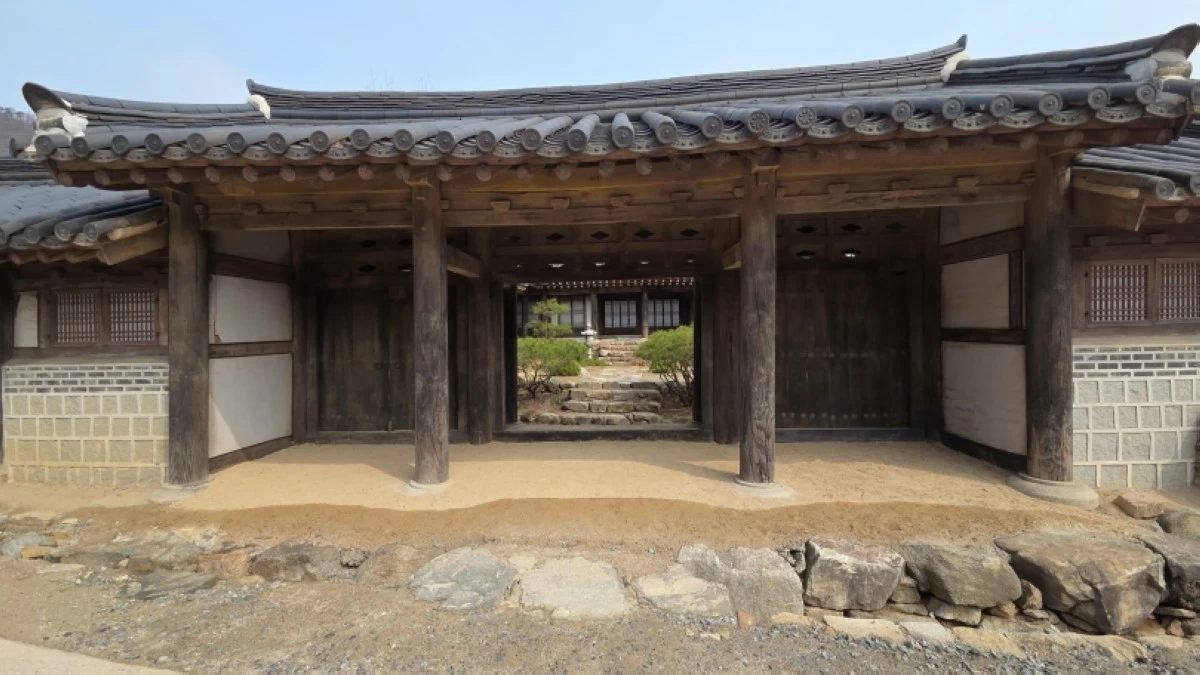 Dae Jang Geum Park in Yongin, South Korea (Jonathan Hicap)