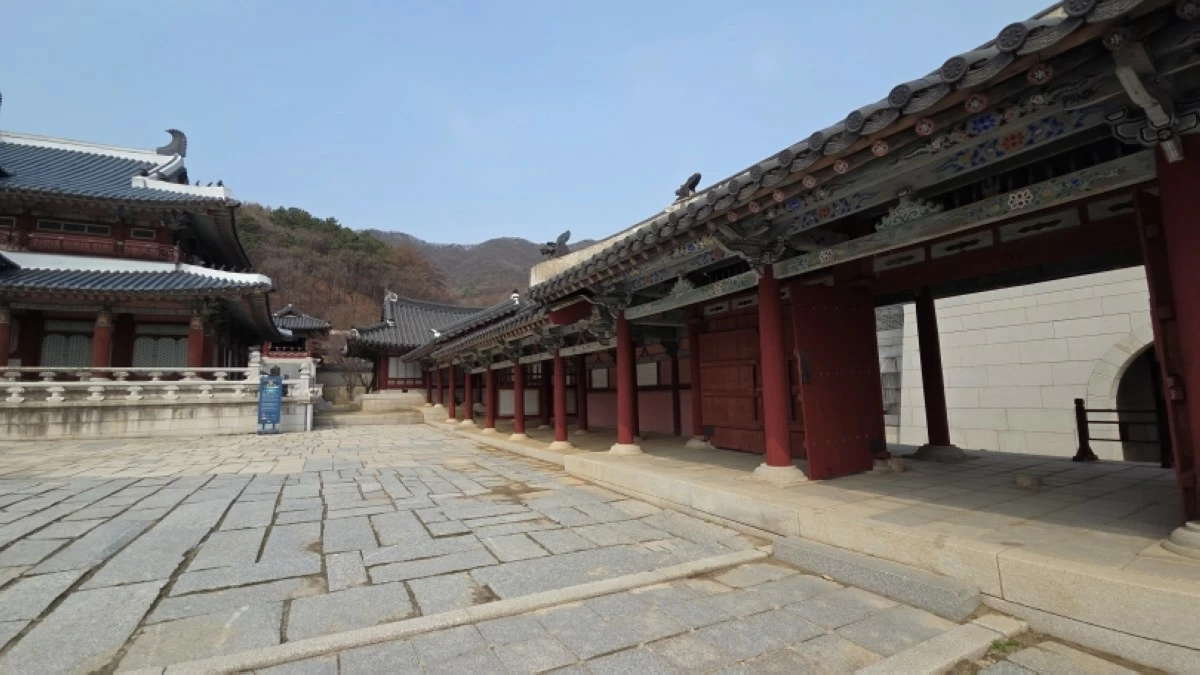 Dae Jang Geum Park in Yongin, South Korea (Jonathan Hicap)