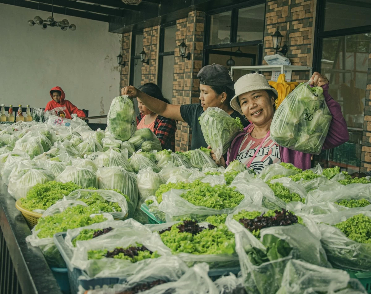 Highland vegetables sold in Aningalan Barangay Center