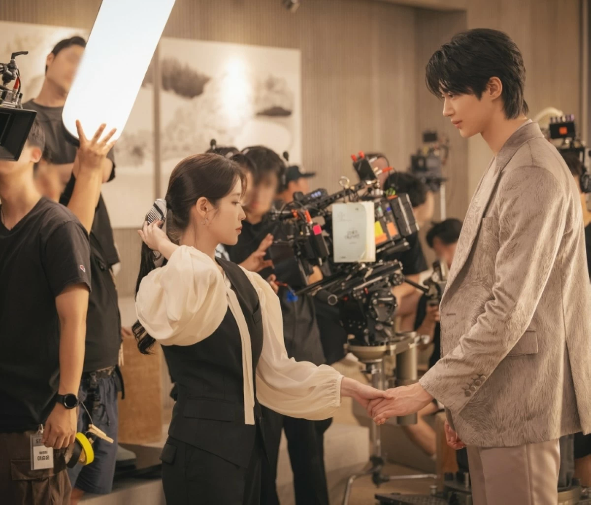 IU and Byeon Woo-seok (MBC)