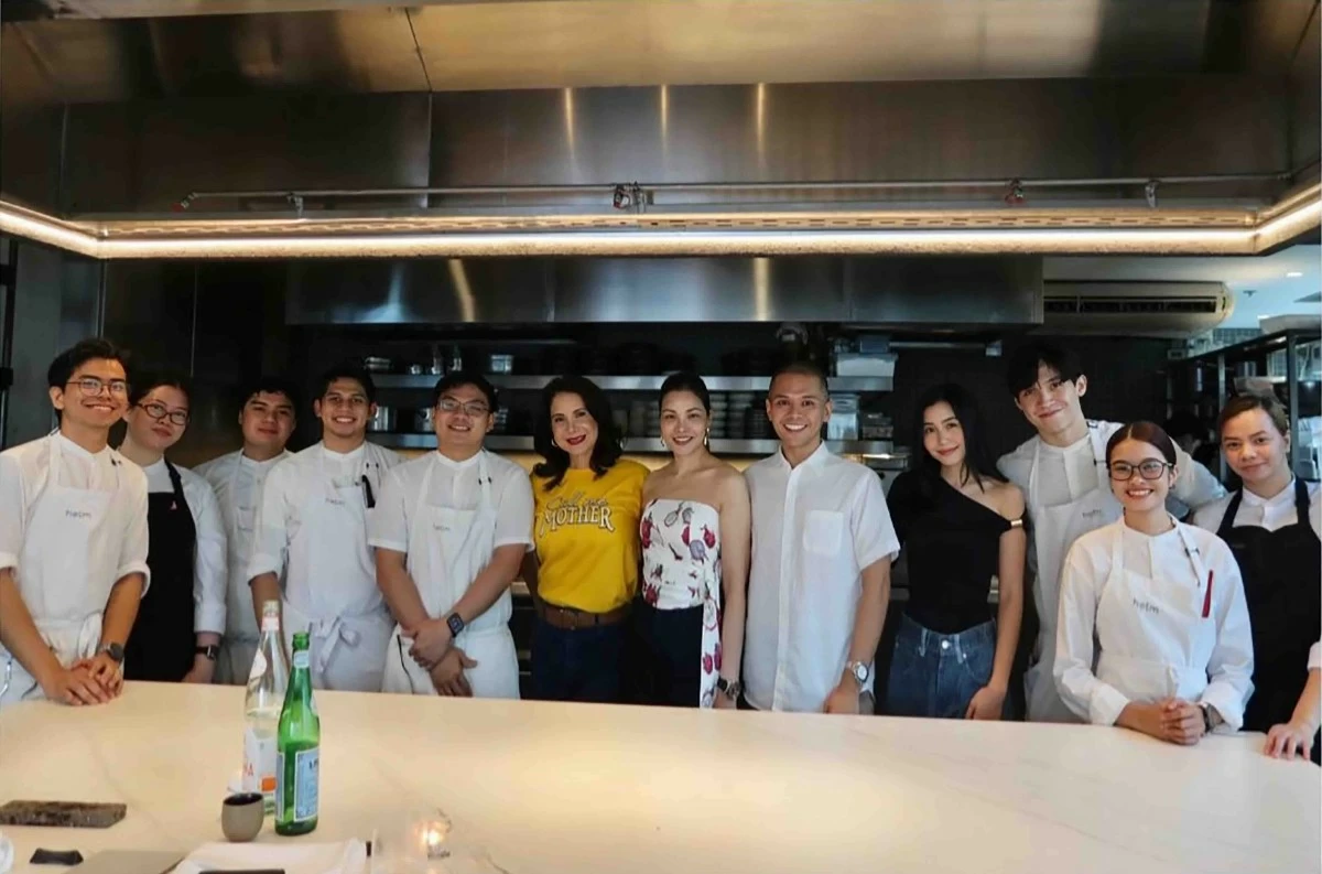 Krysta Clyde Batisla-on(far right) with Helm chefs and guests