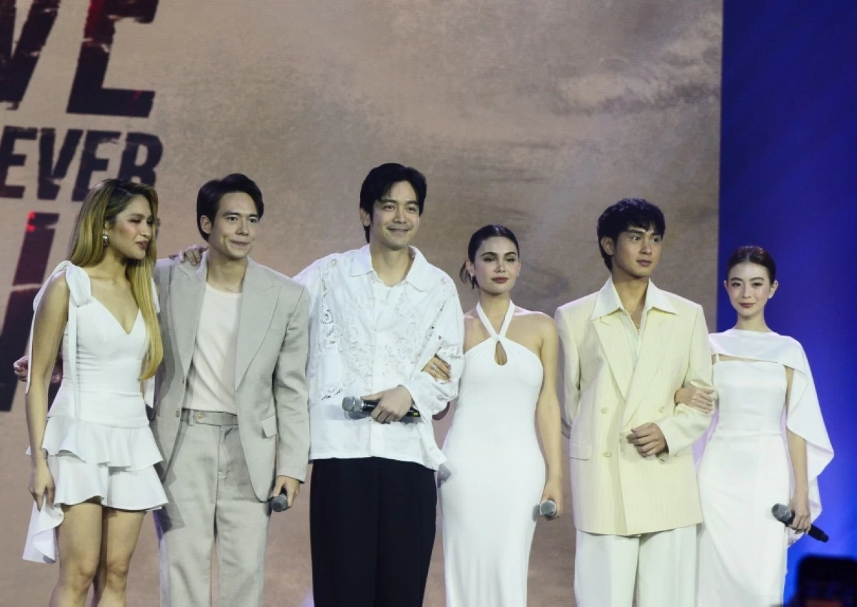 The cast of 