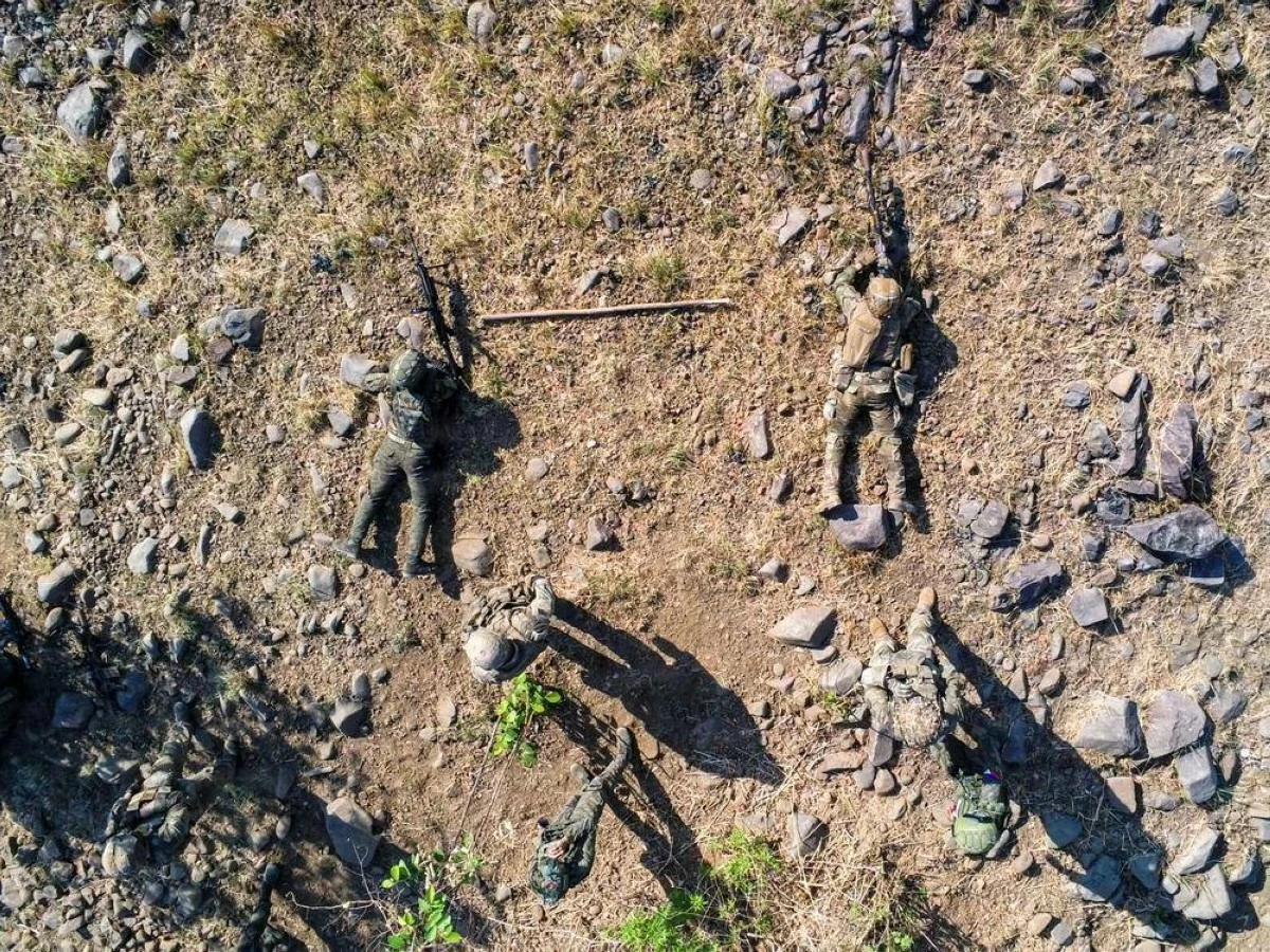 Philippine Army and US Army Pacific 25th Infantry Division infantrymen engage targets during a bilateral live-fire as part of the ongoing Exercise Salaknib Phase 1 at Fort Magsaysay in Nueva Ecija.⁩⁩ (Photo: Philippine Army)