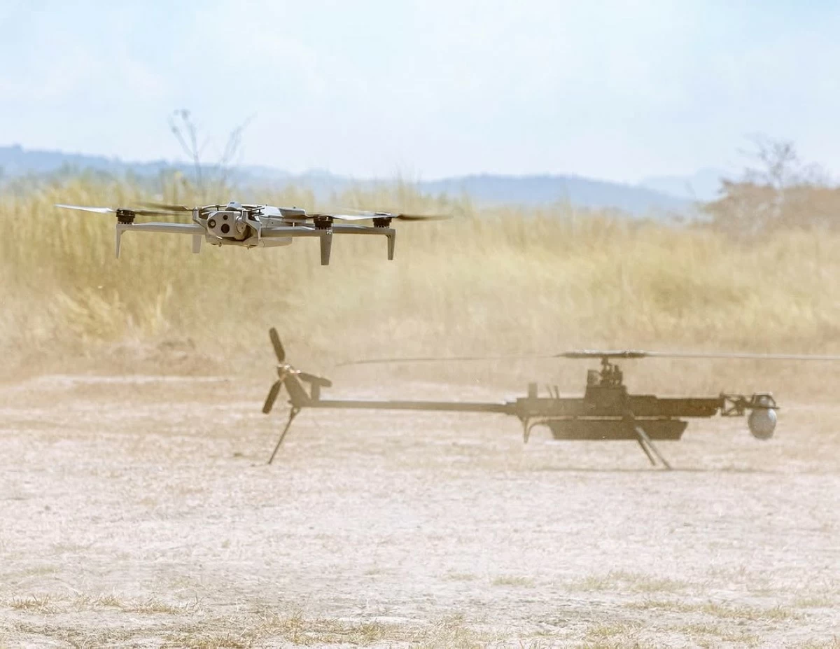 Philippine Army and US Army Pacific's 25th Infantry Division soldiers train together on Small Unmanned Aircraft System (SUAS) operations, a key component in operationalizing the Philippine Army’s support to the Comprehensive Archipelagic Defense Operations to protect the nation's territorial integrity. (Photo: US Army Pacific)