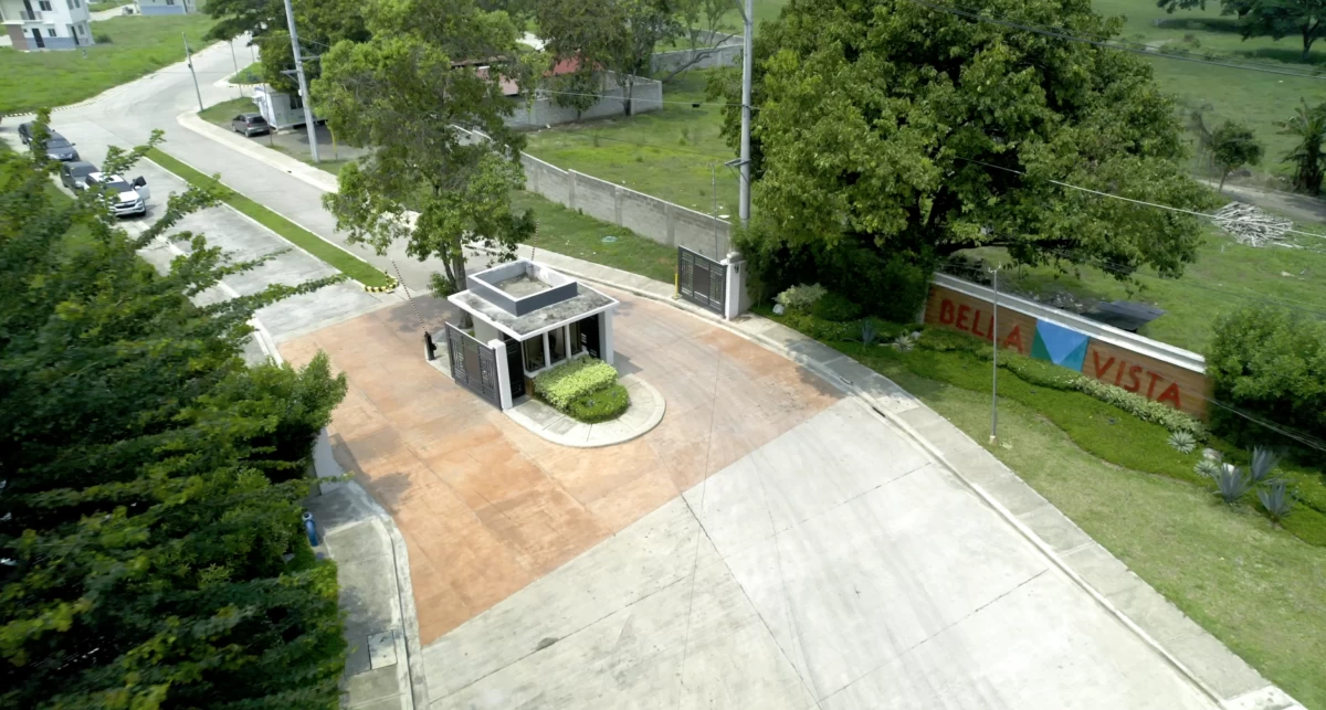 Enter a serene and secure community where you can afford comfortable, peaceful urban living at Dolmar Land’s Bella Vista in San Vicente, Sta. Maria, Bulacan. Experience urban living without the hassle of going to Metro Manila. With various financial options, owning your dream home is now a reality within reach. (Photo: Dolmar Land)