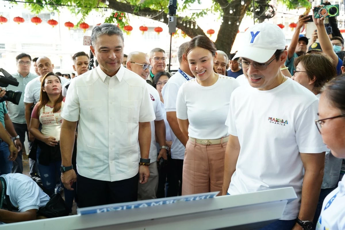 DENR’s ‘Permitting on Wheels’ speeds up Manila business transactions