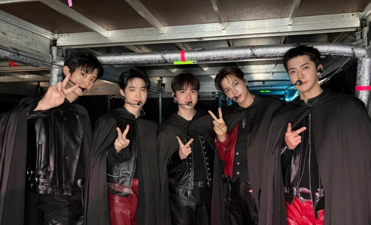 EXO's concert in Seoul (X) 