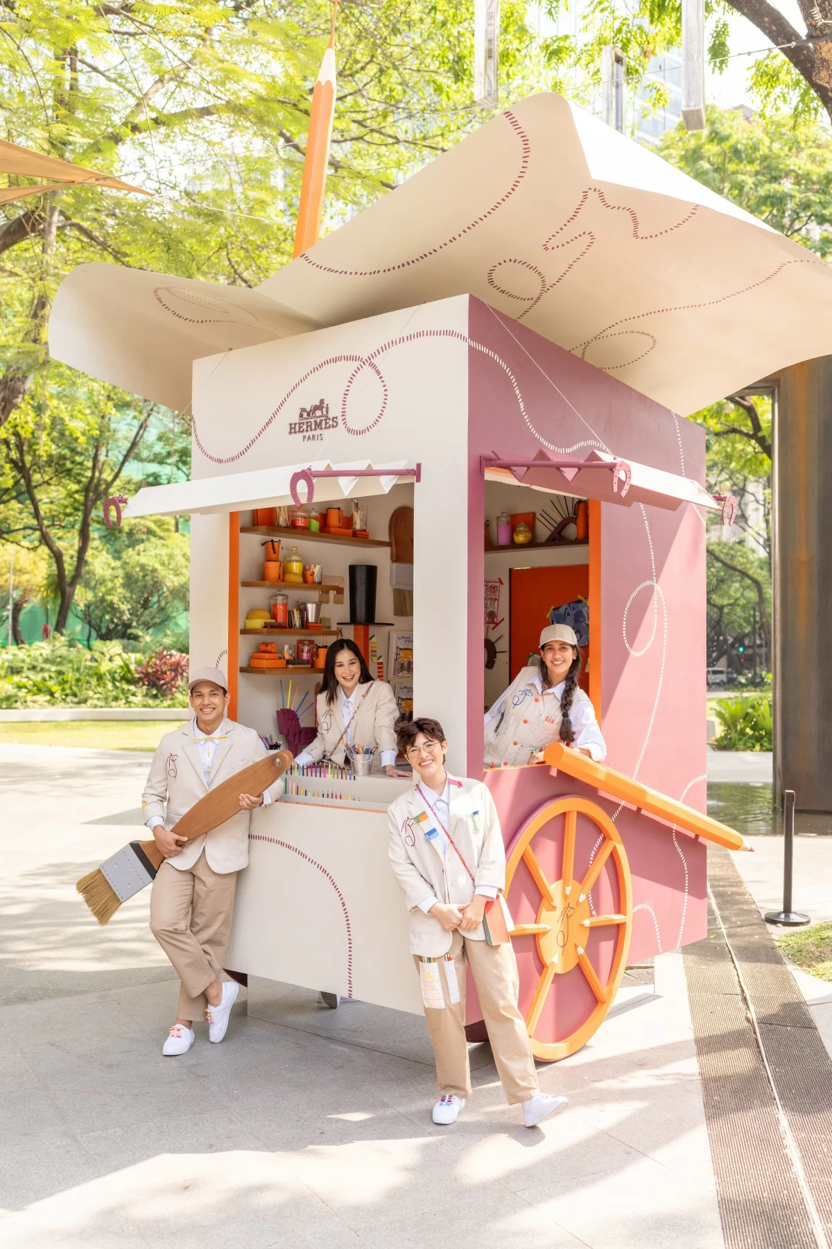 The 'pencil riders' (Photo: Hermès)