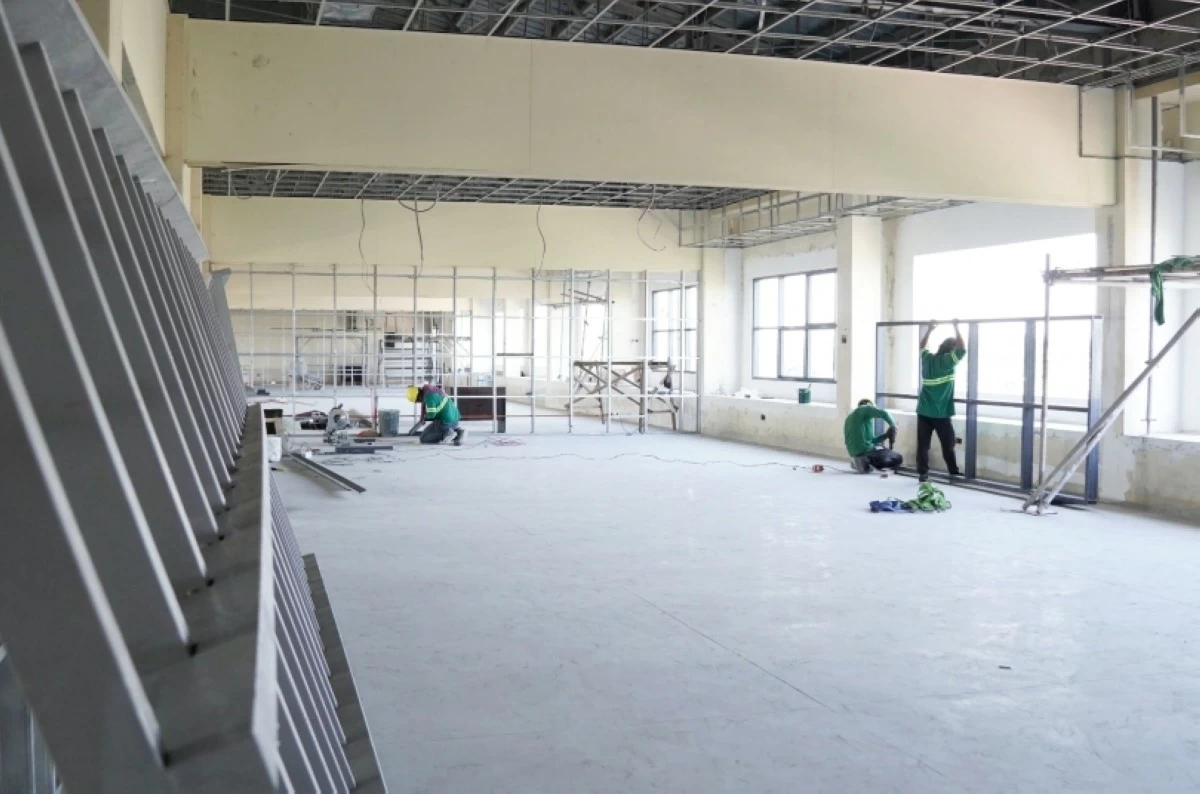 The renovations being done at the Pamantasan ng Lungsod ng Muntinlupa (Photo from Mayor Biazon's Facebook account)
