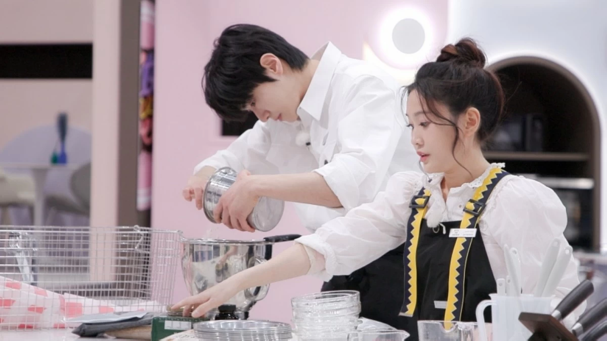 Nichcha and Seungha (Viu) 