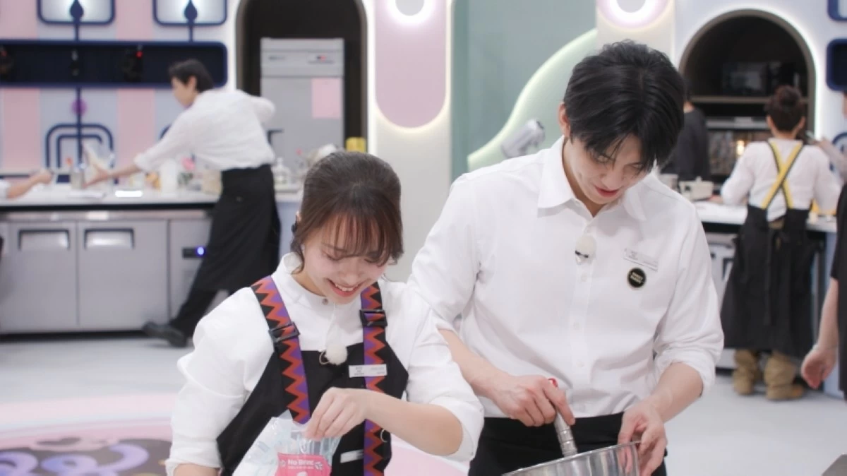 Janyu and Seungkyun (Viu) 