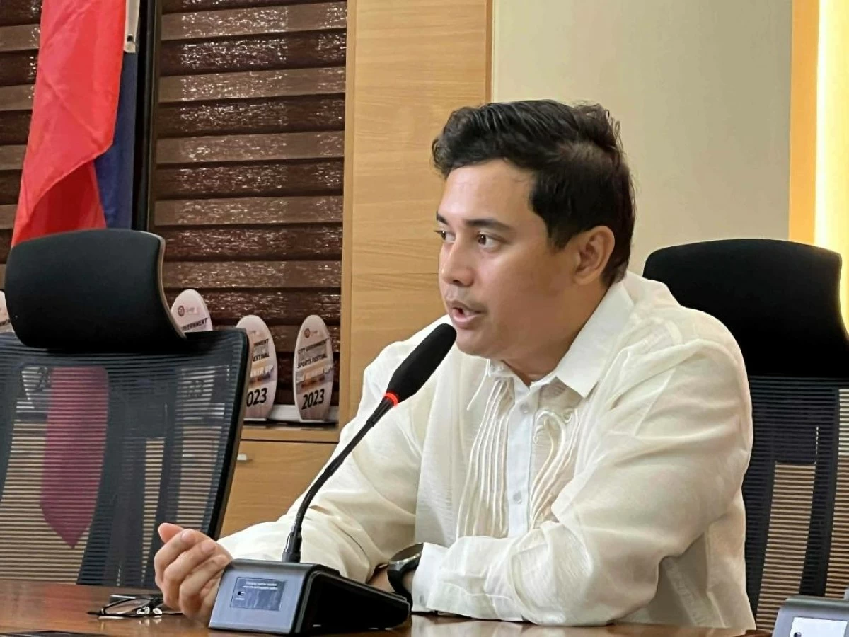 MILITAR (Photo via Ivy Tejano) 