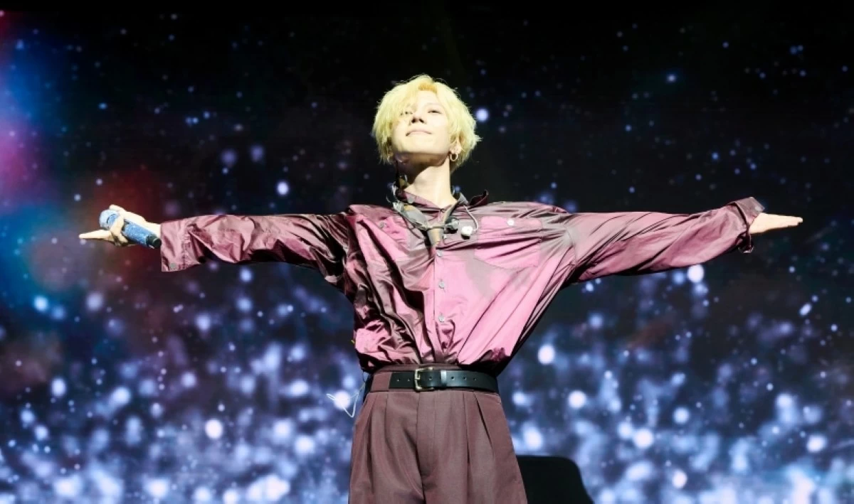 K-pop artist Taemin performing at Coachella (Galaxy Corporation) 