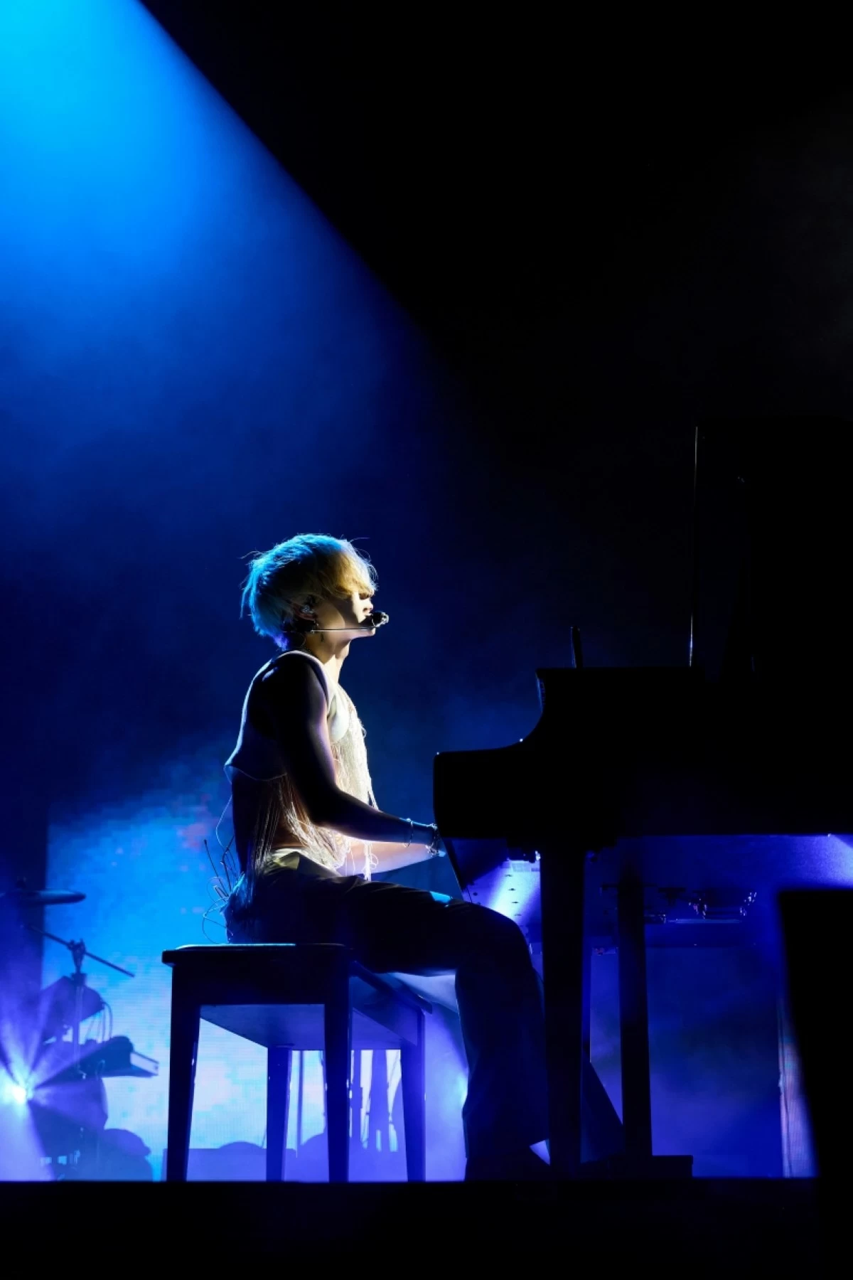 K-pop artist Taemin performing at Coachella (Galaxy Corporation) 