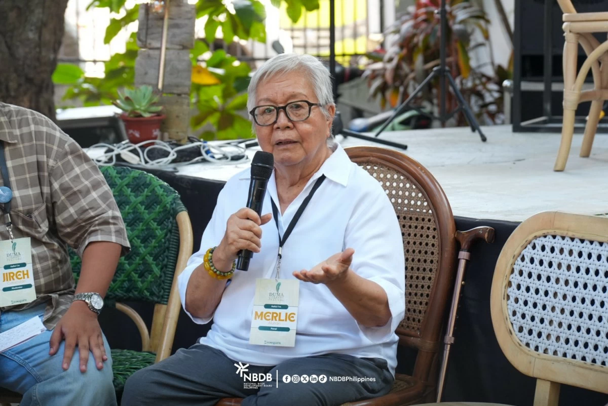 LITERARY LUMINARY - Poet Merlie Alunan at the translation panel.