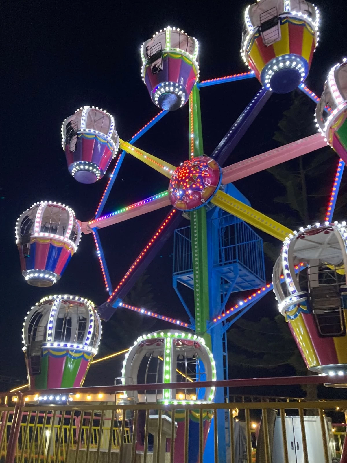 A NIGHT AT THE FAIRGROUNDS Guests can also enjoy discounted rates and easy access to Sky Ranch Tagaytay