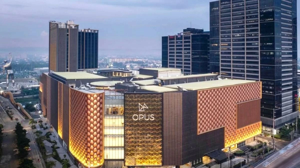 Opus Mall {Photo: Robinsons Land Corporation)