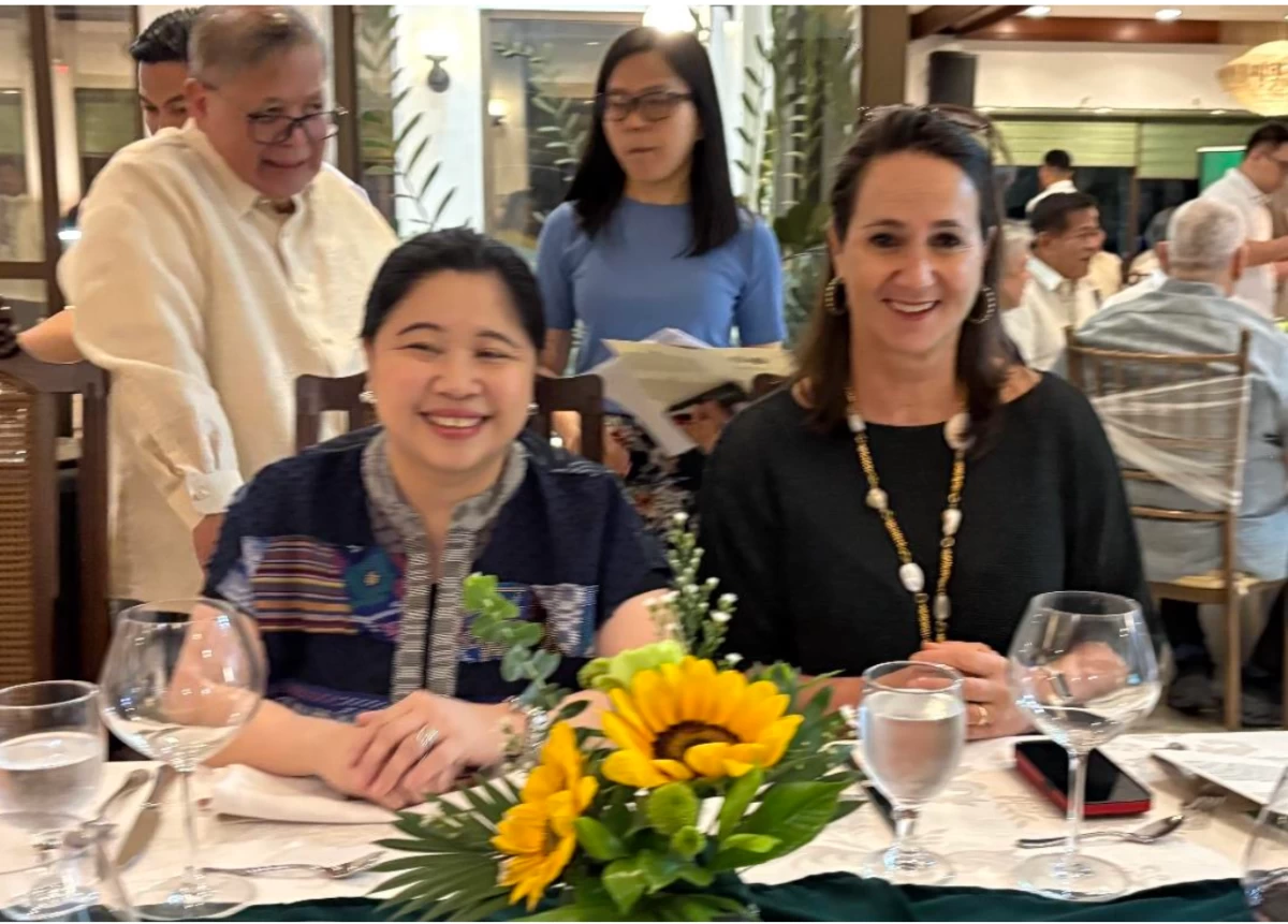 DFA Undersecretary Maria Theresa B. Dizon-De Vega alongside Ambassador Maria Alfonsa Magdalena Geraedts of Netherlands Embassy