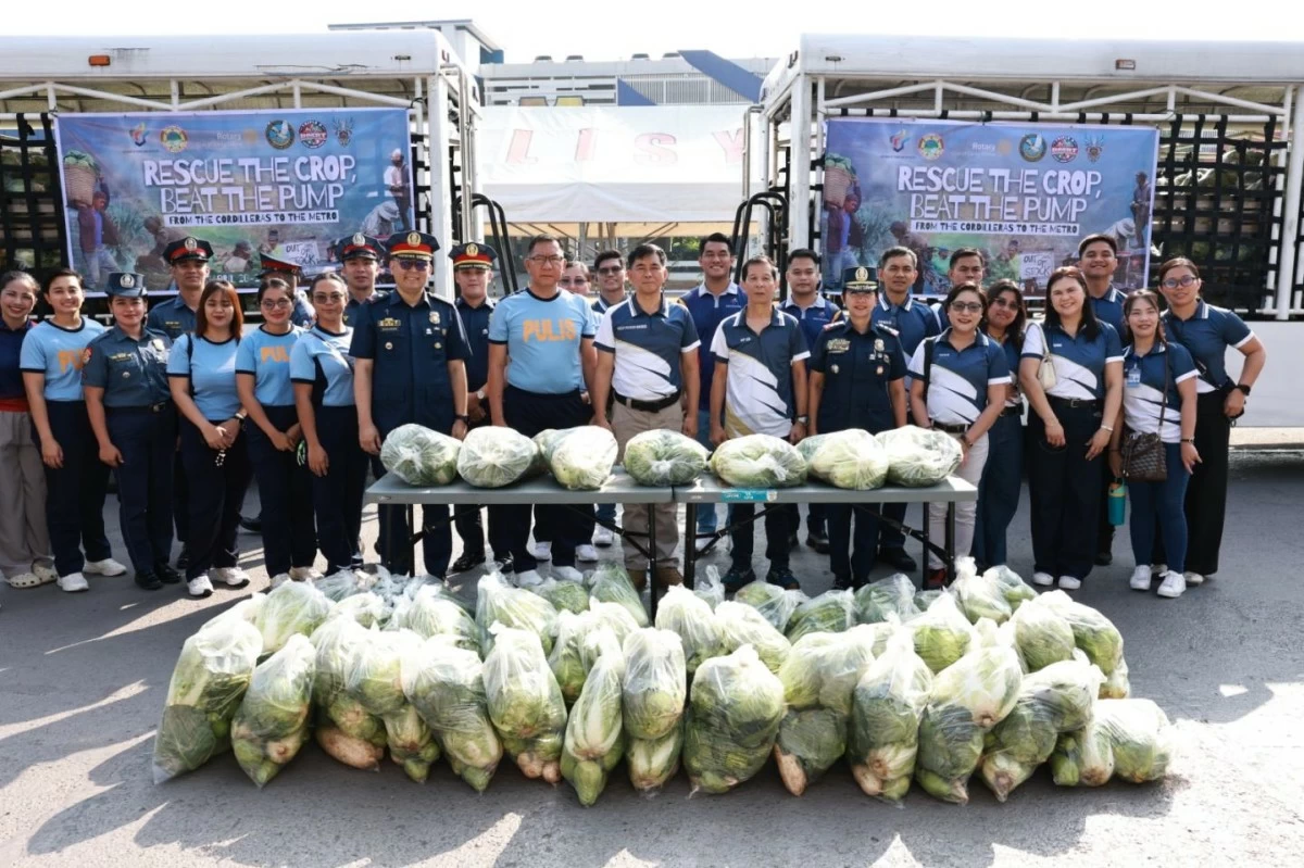 'Ito ang tama!': Cops, civic groups establish reliable distribution network for farmers amid oversupply, fuel cost woes