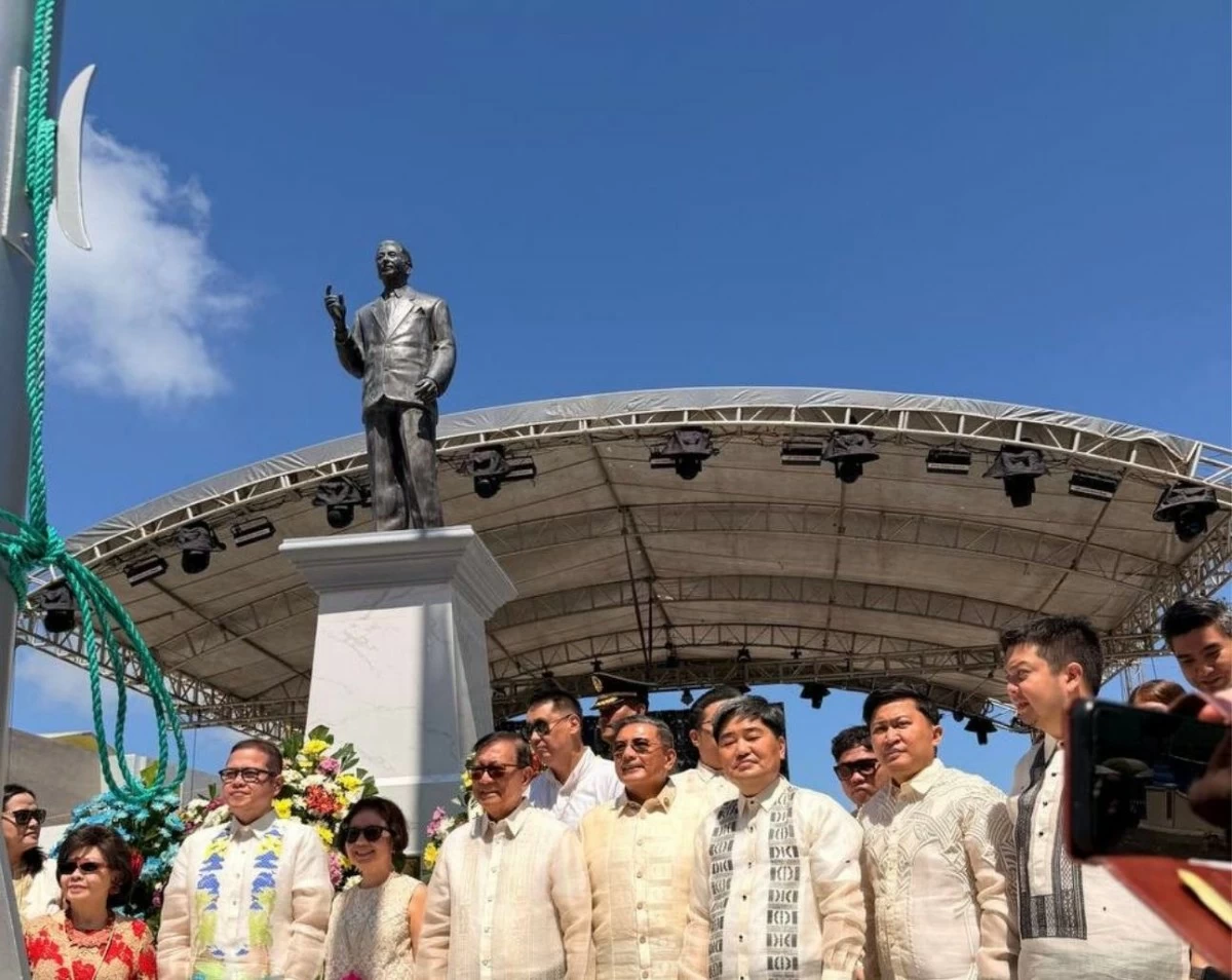 OFFICIALS celebrate the 70th anniversary of Aklan province. (Rep. Jess Marquez Facebook page)