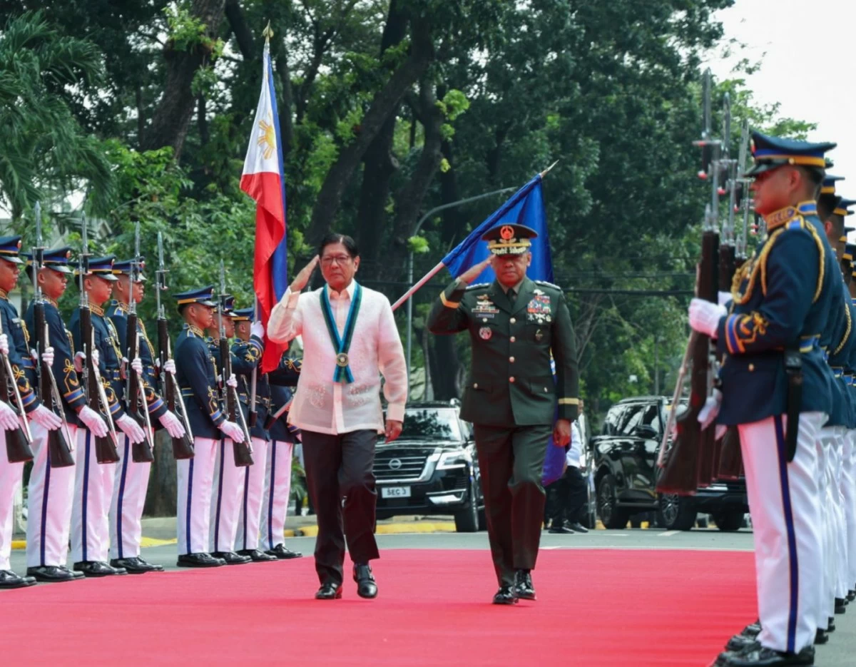 The Armed Forces of the Philippines (AFP), led by AFP Chief of Staff Gen. Romeo S. Brawner Jr., renders arrival honors to President Ferdinand R. Marcos Jr. during the Major Services Officer Candidate Course Joint Graduation Ceremony on December 1, 2025 at Villamor Air Base in Pasay City. (Photo: AFP)