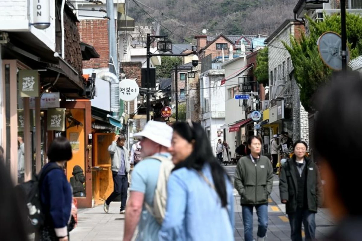 Gyedong-gil in Bukchon, Jongno District, central Seoul. (Photo: The Korea Times, Park Ji-yeon)