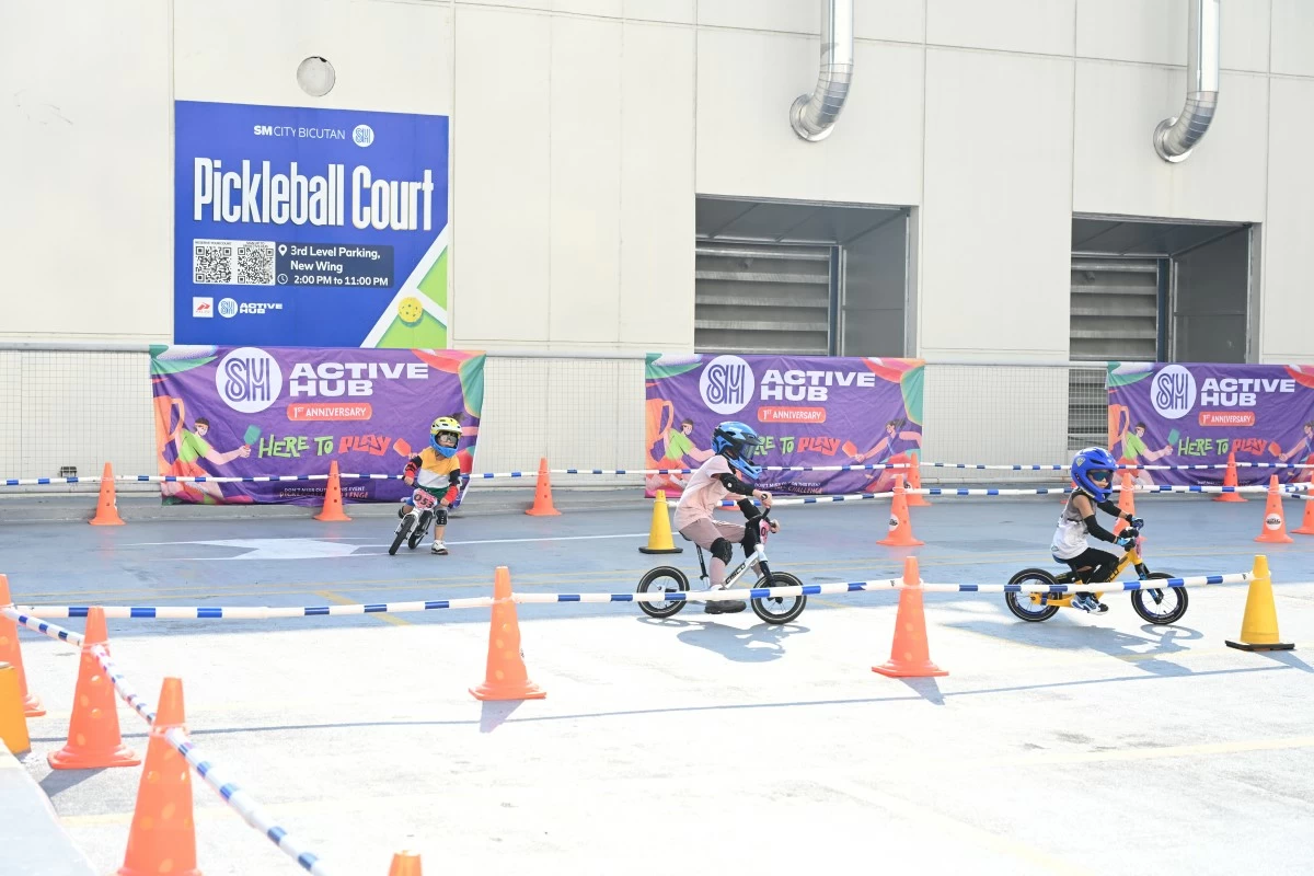 Kids take the lead at the Push Bike Competition at SM City Bicutan during the nationwide celebration of the SM Active Hub anniversary.
